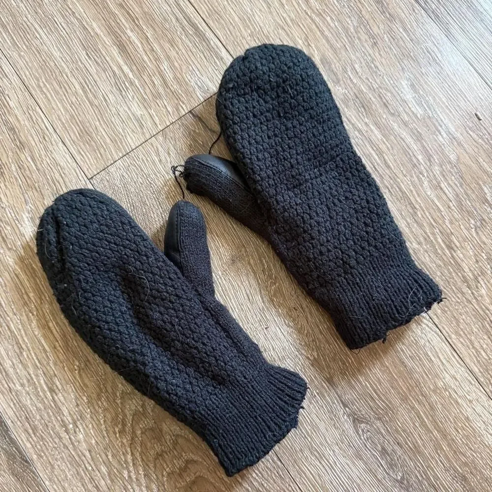 Unbranded Women's Black Gloves